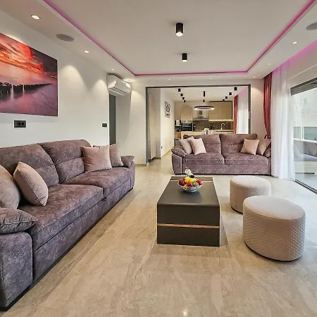 Apartment Luxury Lorena - Exclusive Private Heated Pool Dugi Rat