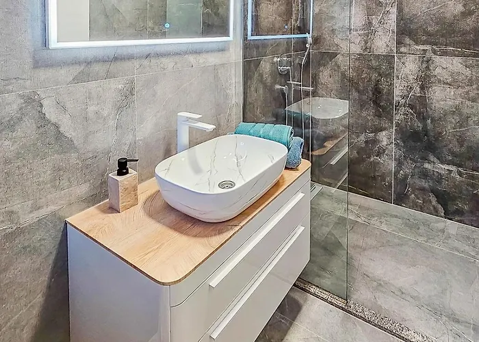 Luxury Lorena - Exclusive Private Heated Pool * Dugi Rat